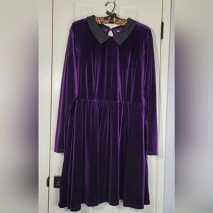 Purple Velvetty Long Sleeve Midi Dress w/Black Collar, Hot Topic 3X 💜🖤